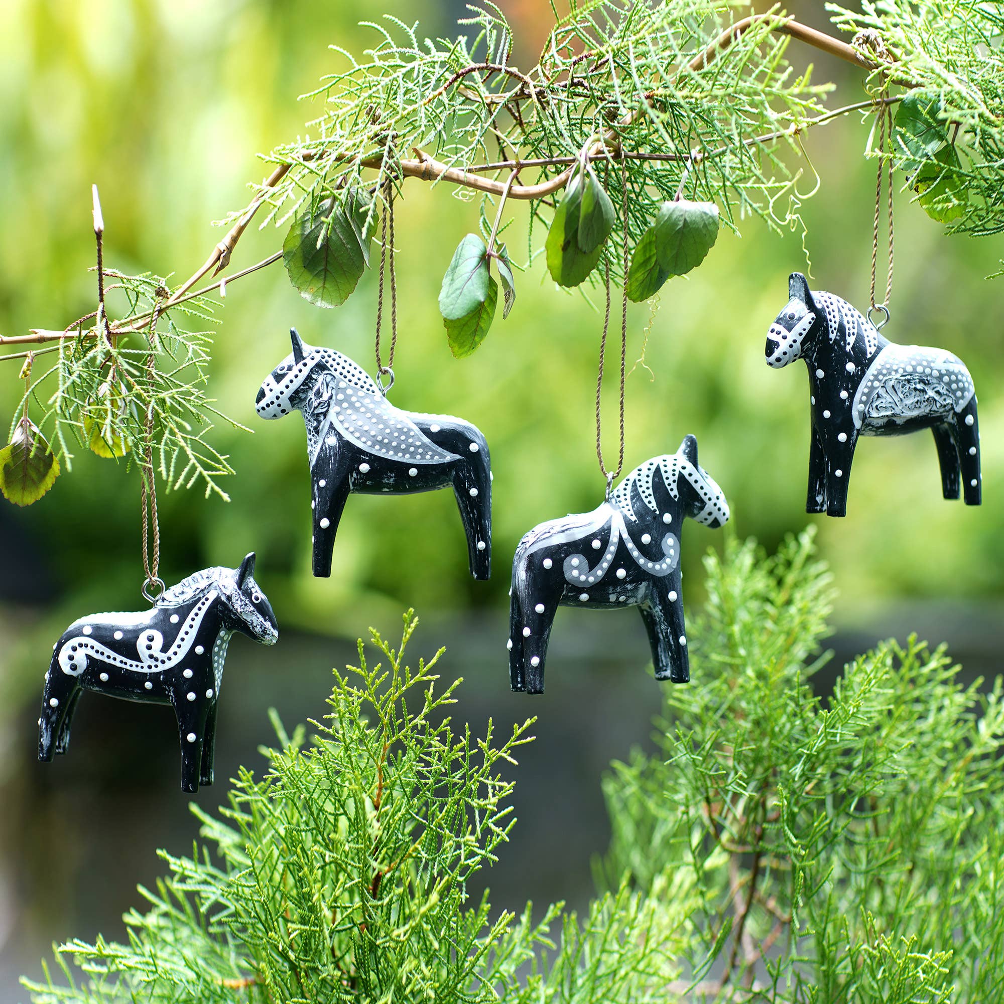 Handmade Dala Horse Wood Ornament: Black & White