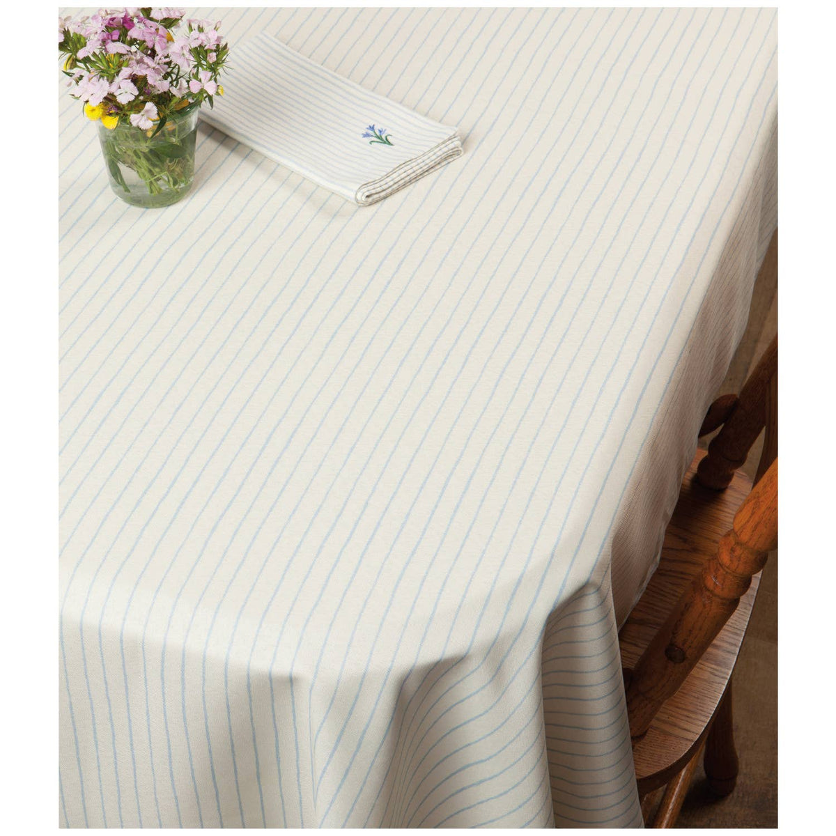 Hand Picked Clean Coast Tablecloth 90 x 60 inches