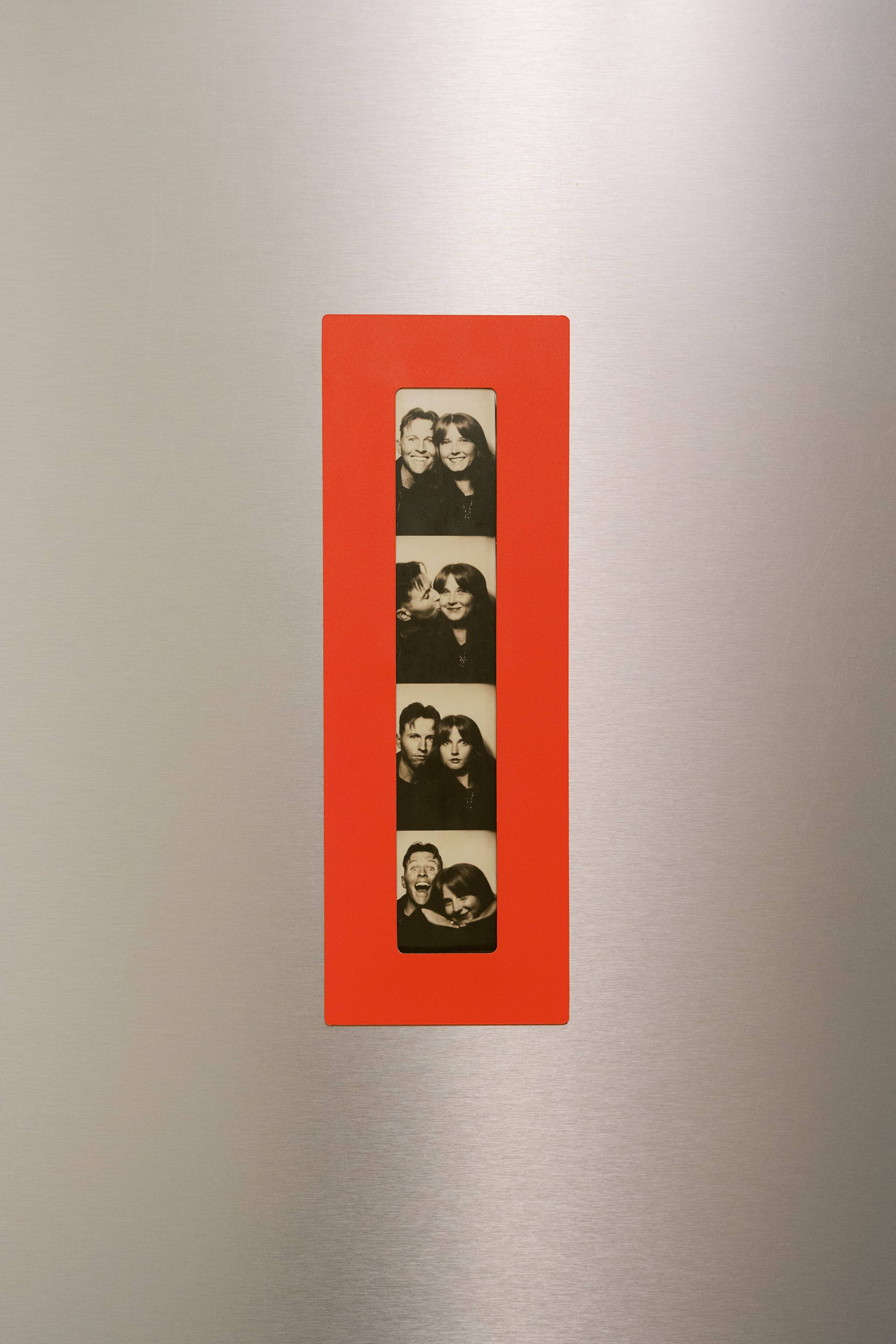 Photobooth Magnetic Frame: Red