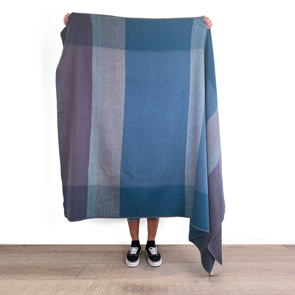 Alpaca Throw Blanket - Plum