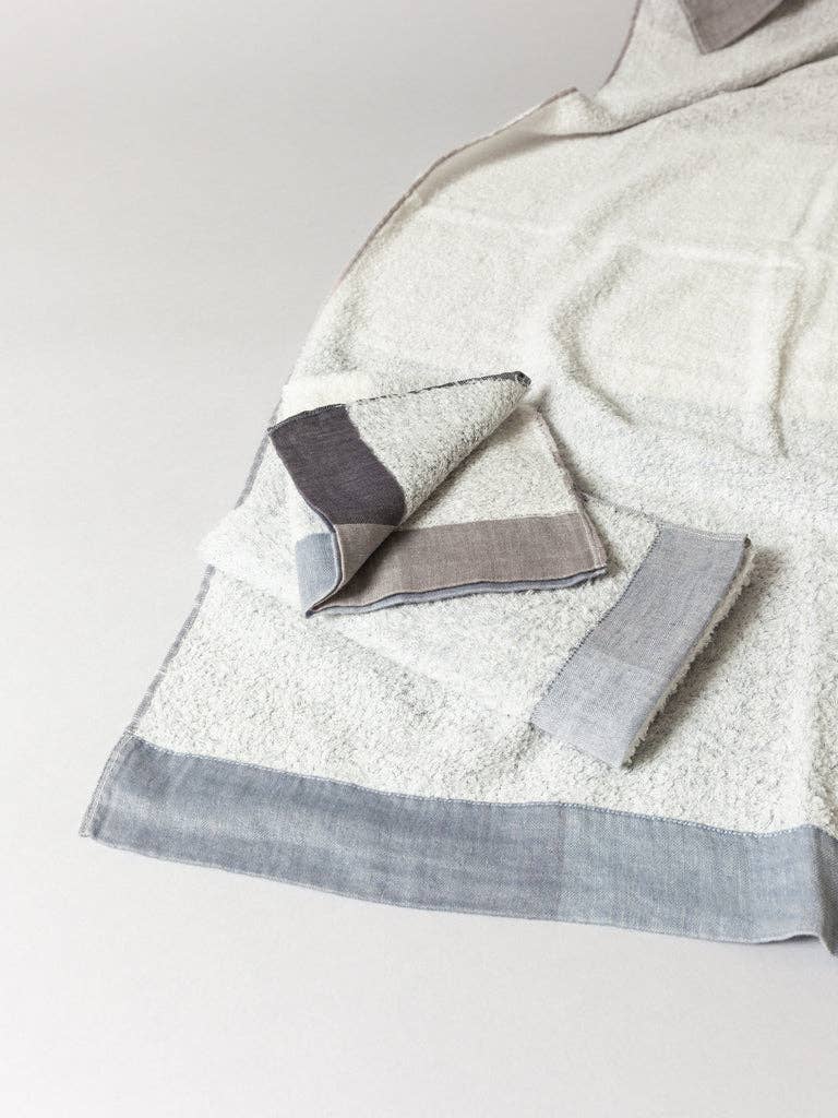 Palette Bath Towel - Blue-Grey