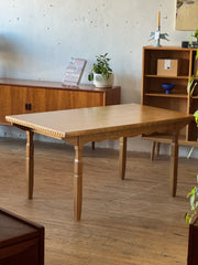 Danish Dining Table in Oak by Henning Kjaernulf #3377