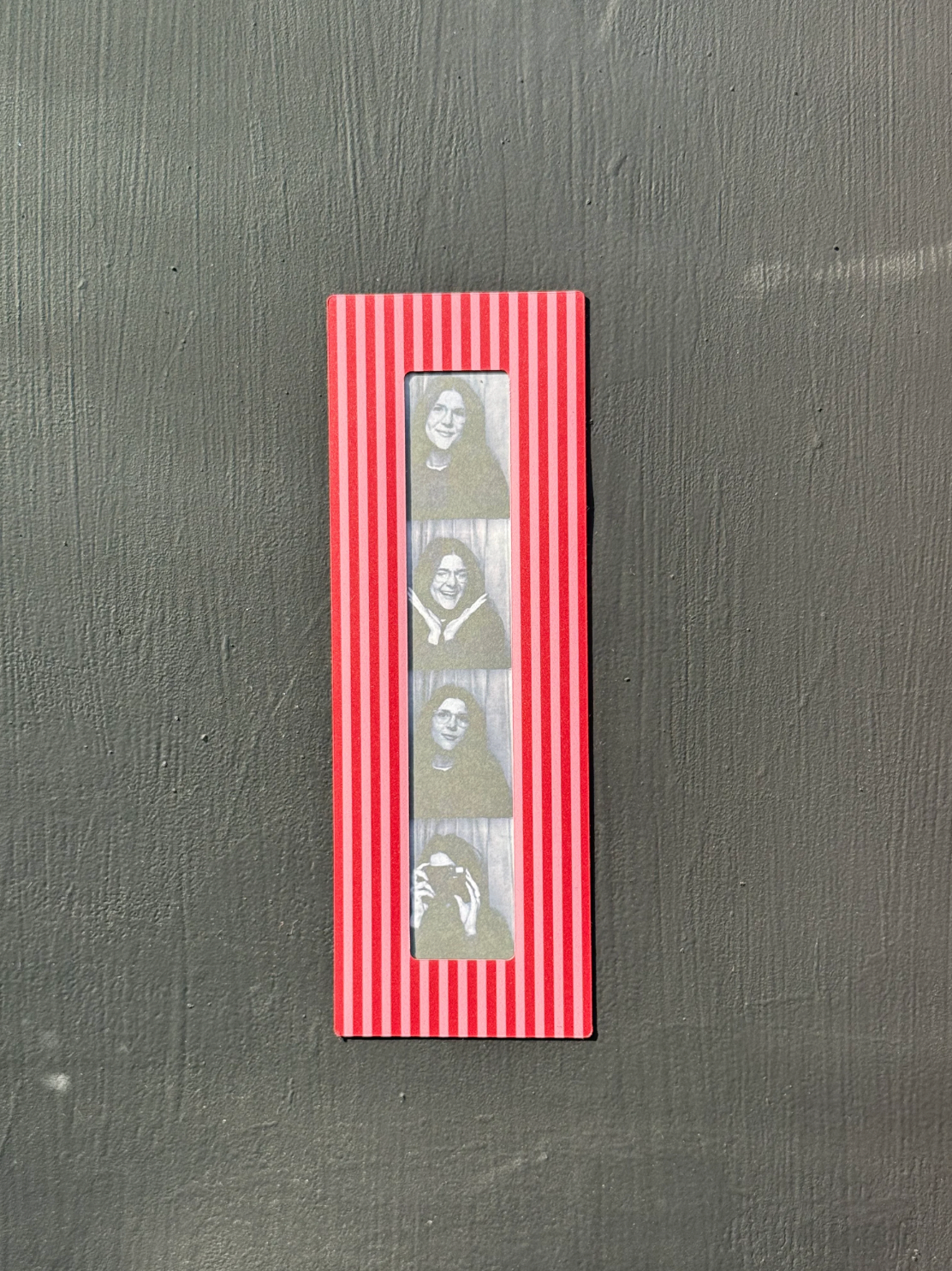 Photobooth Magnetic Frame: Red