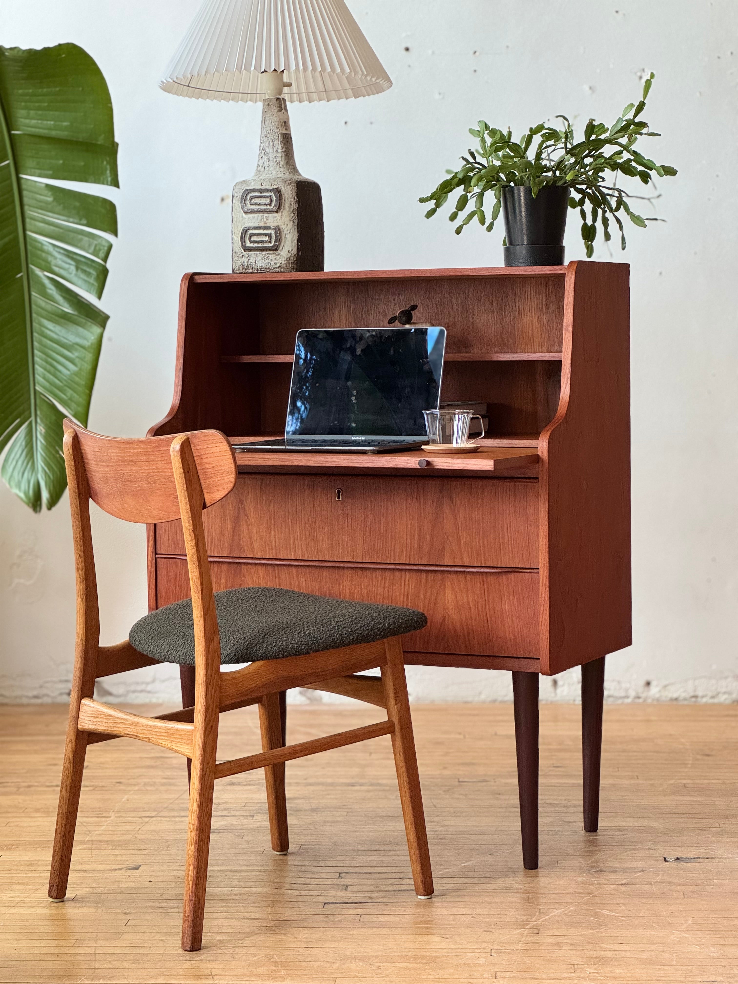 Teak Secretary #987