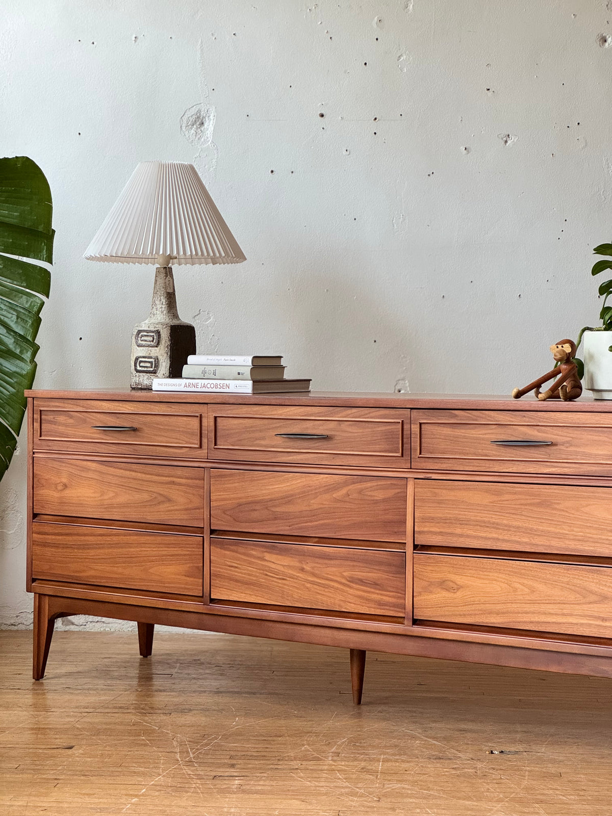 Mid-Century Lowboy / Credenza / Dresser