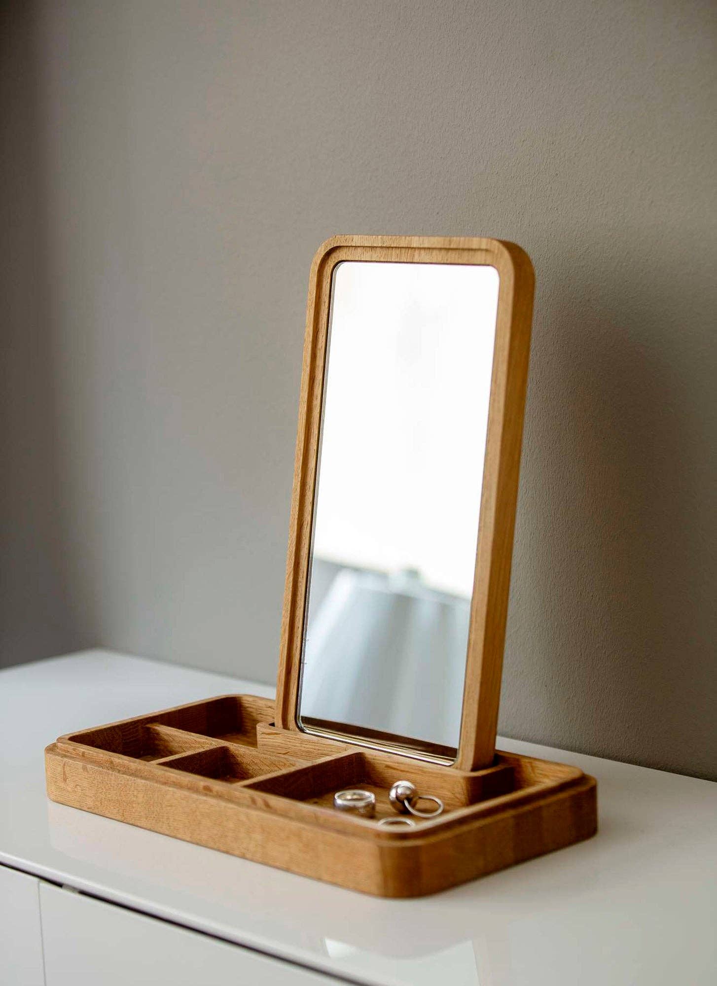 "Mirror Box" Vanity Unit