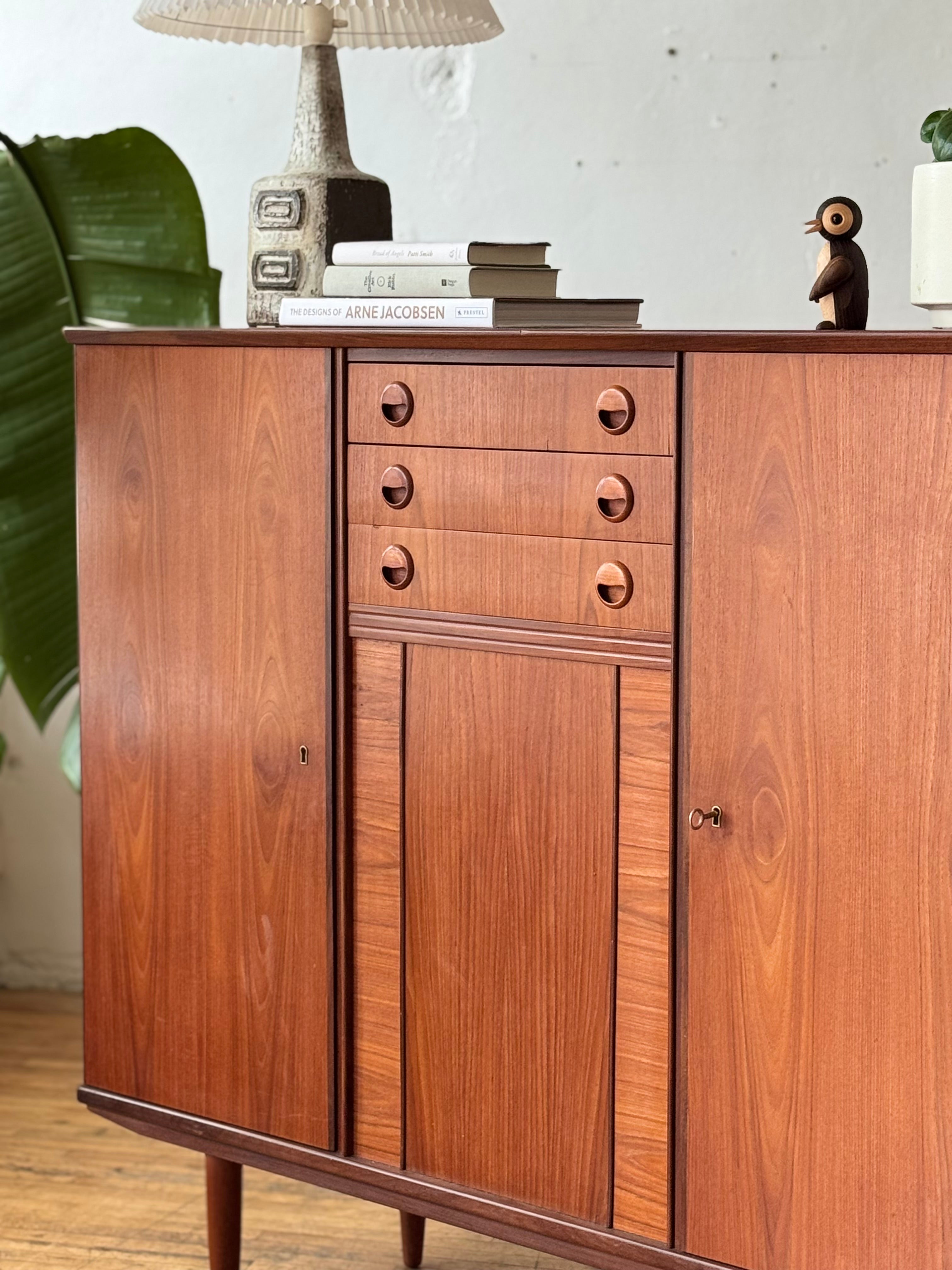 Teak Highboard #3282