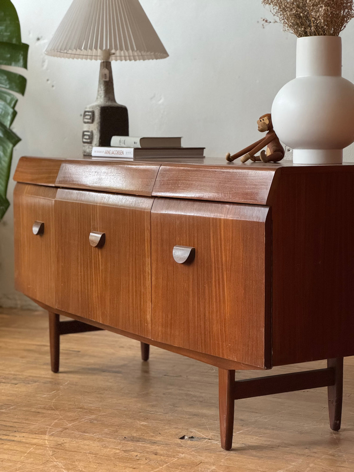 Mid-Century / Danish Modern Sideboard in Mahogany