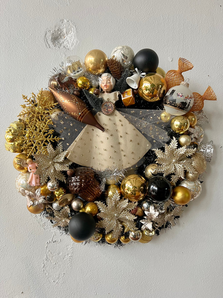 Gold Angel Wreath #18