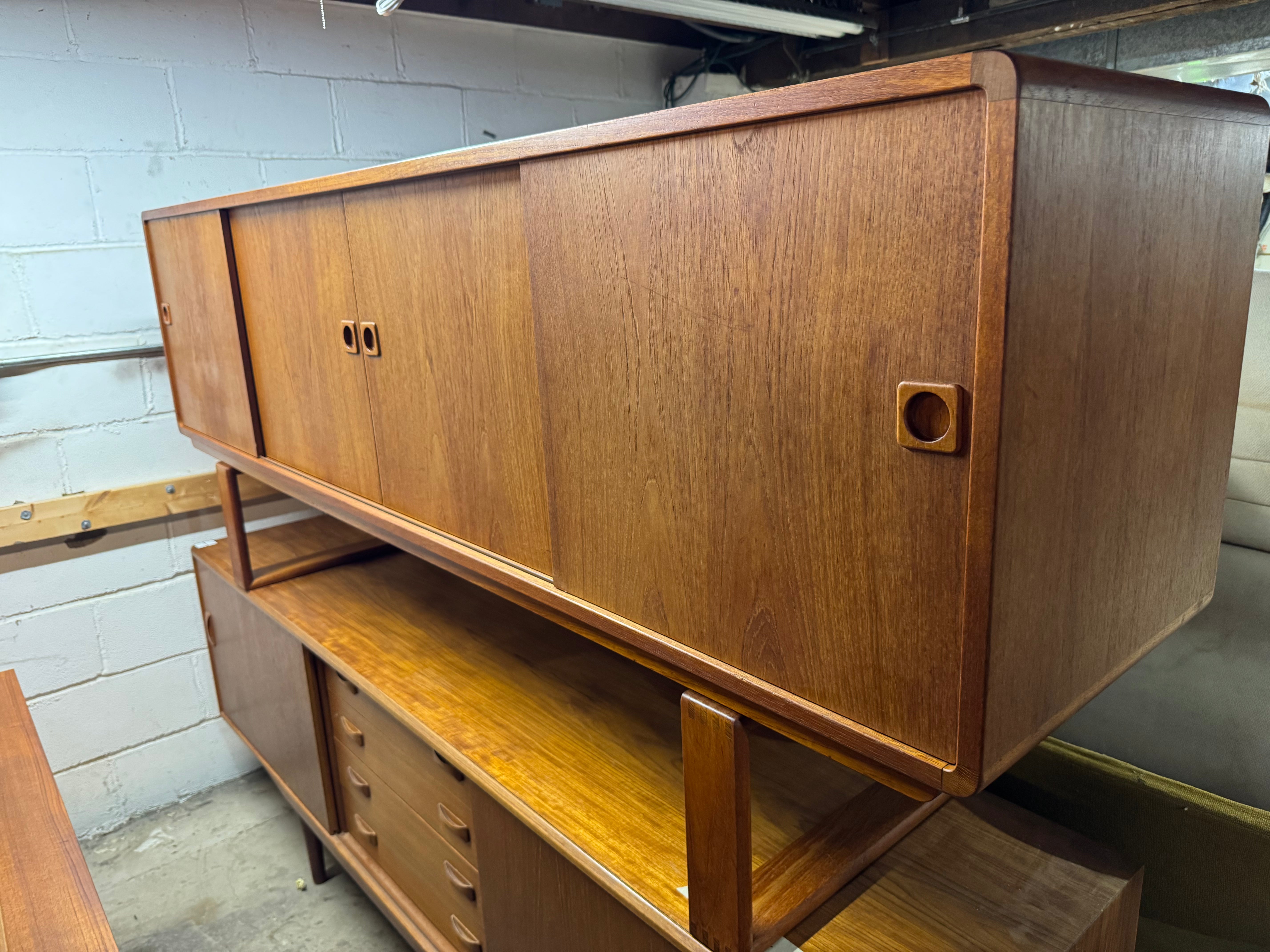 Teak sideboard w round edges