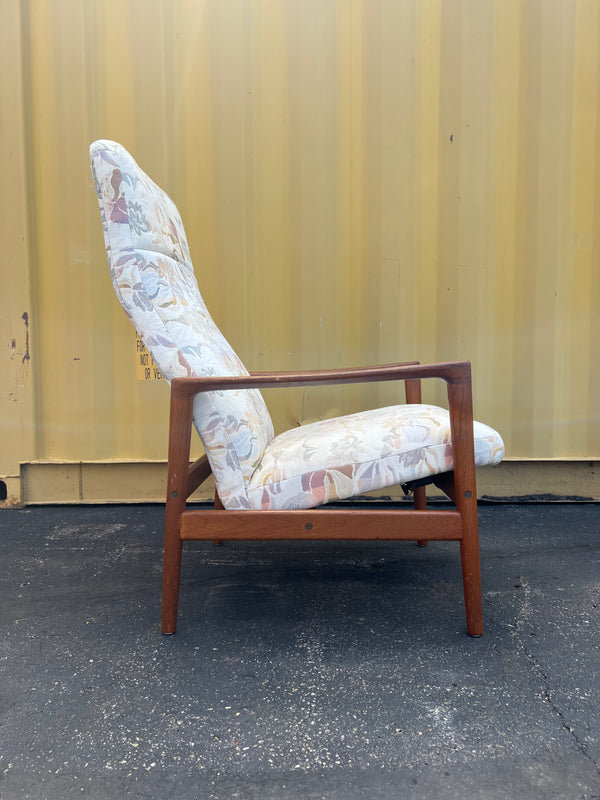 Danish Lounge Chair in Teak #153