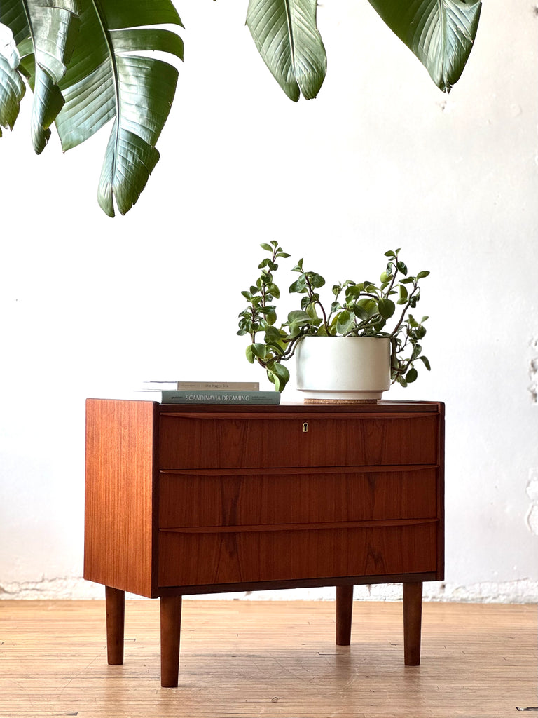 Mid-Century Danish Modern Chest of Drawers in Teak