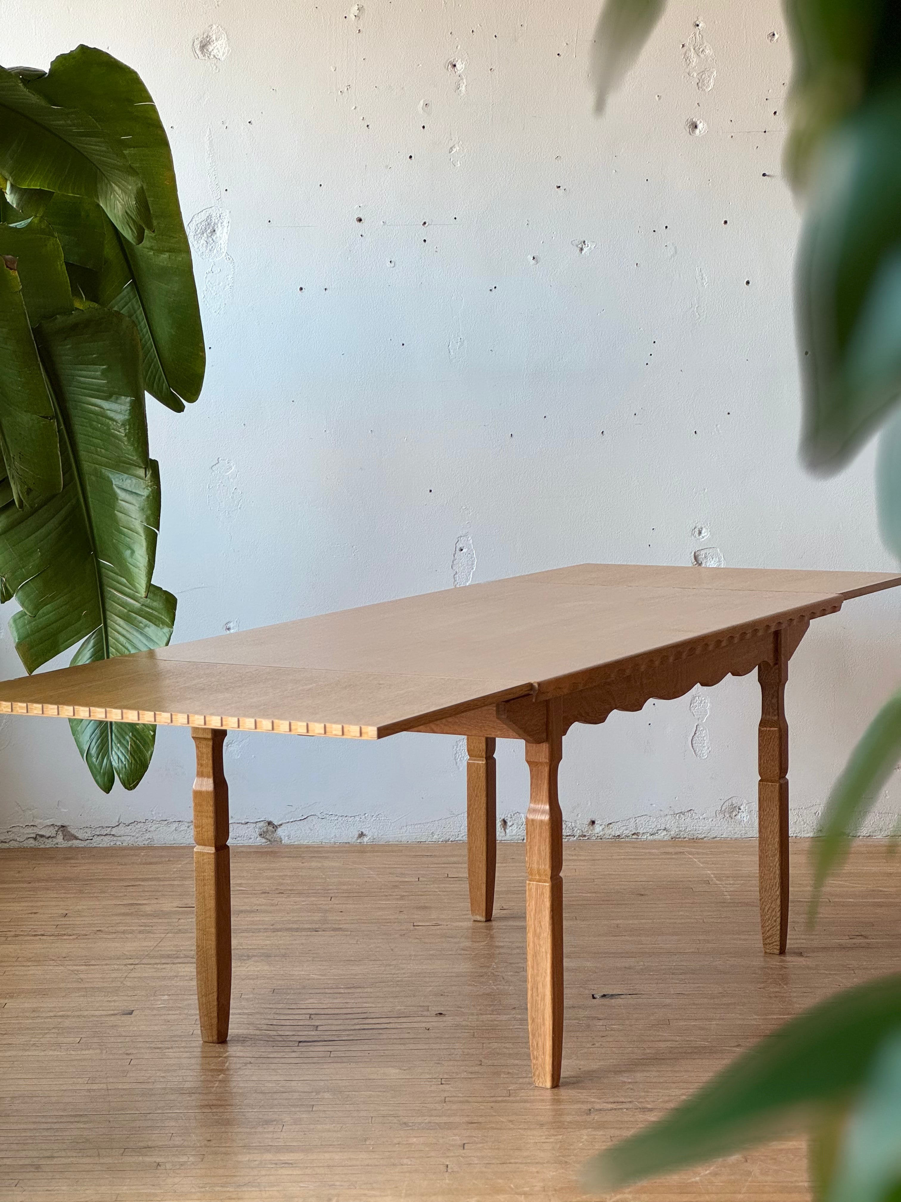 Danish Dining Table in Oak by Henning Kjaernulf #3377