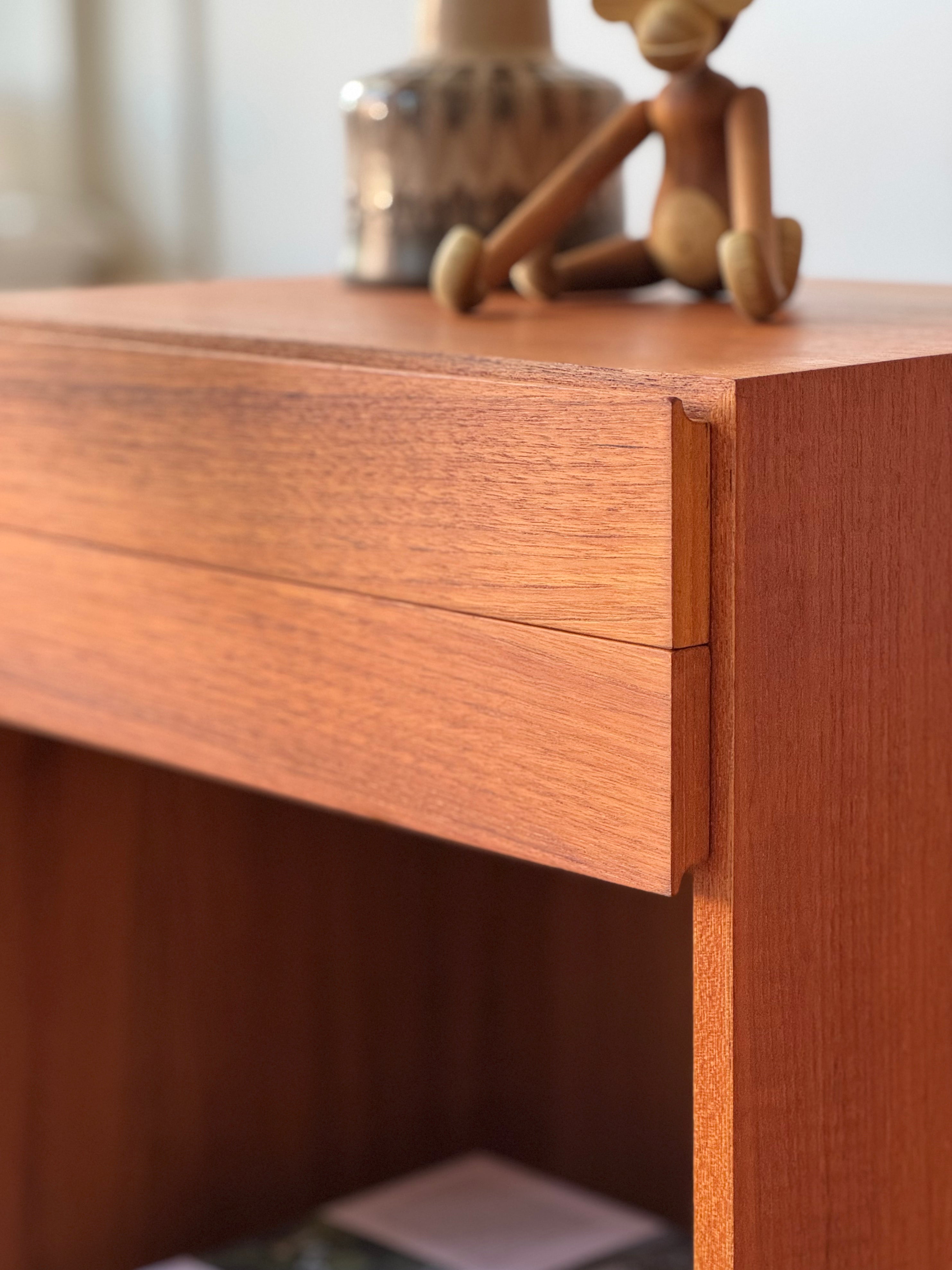 Danish Teak Side Table / Bedside Table by Arne Wahl Iversen