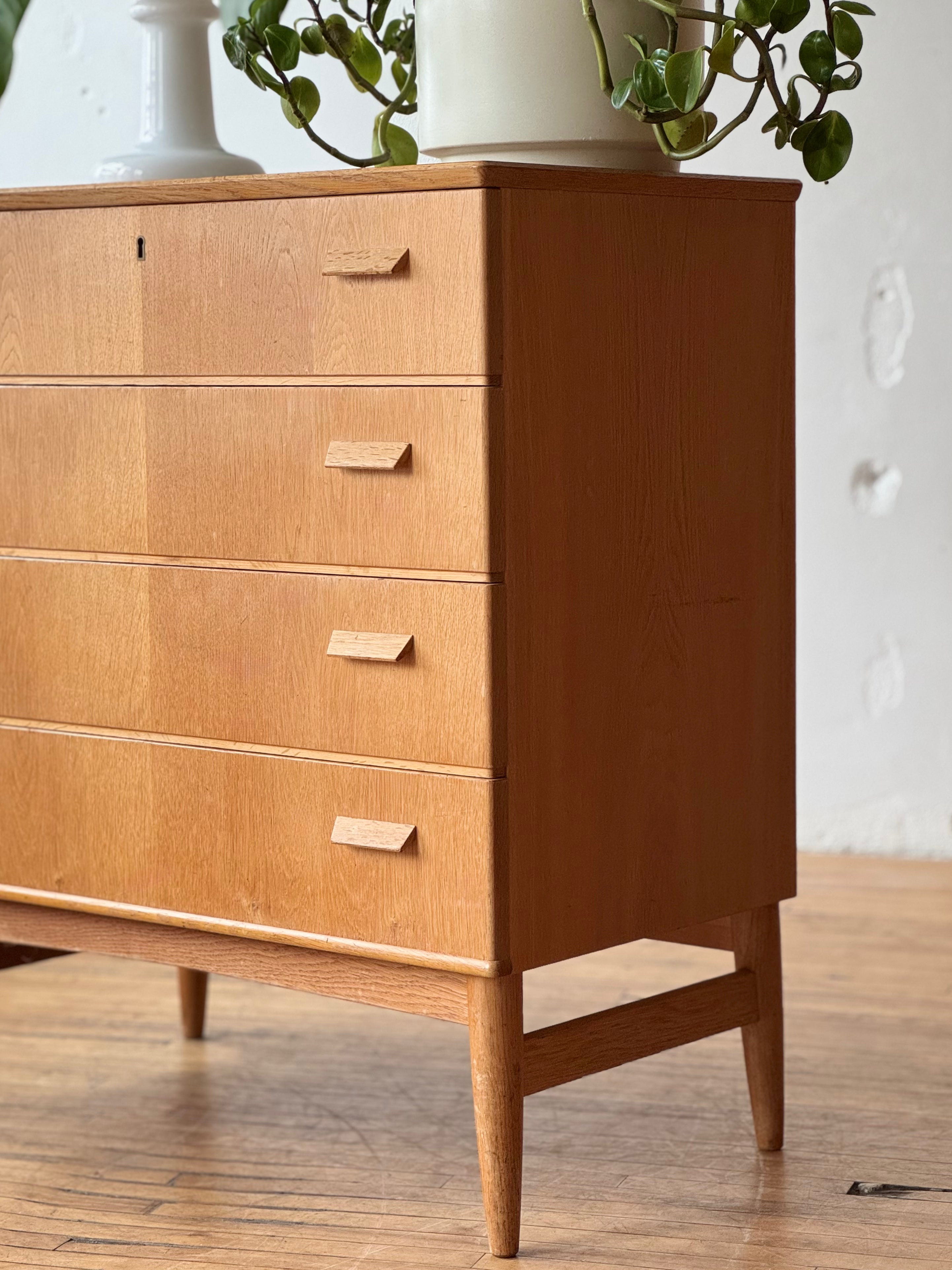Oak Chest of Drawers #346