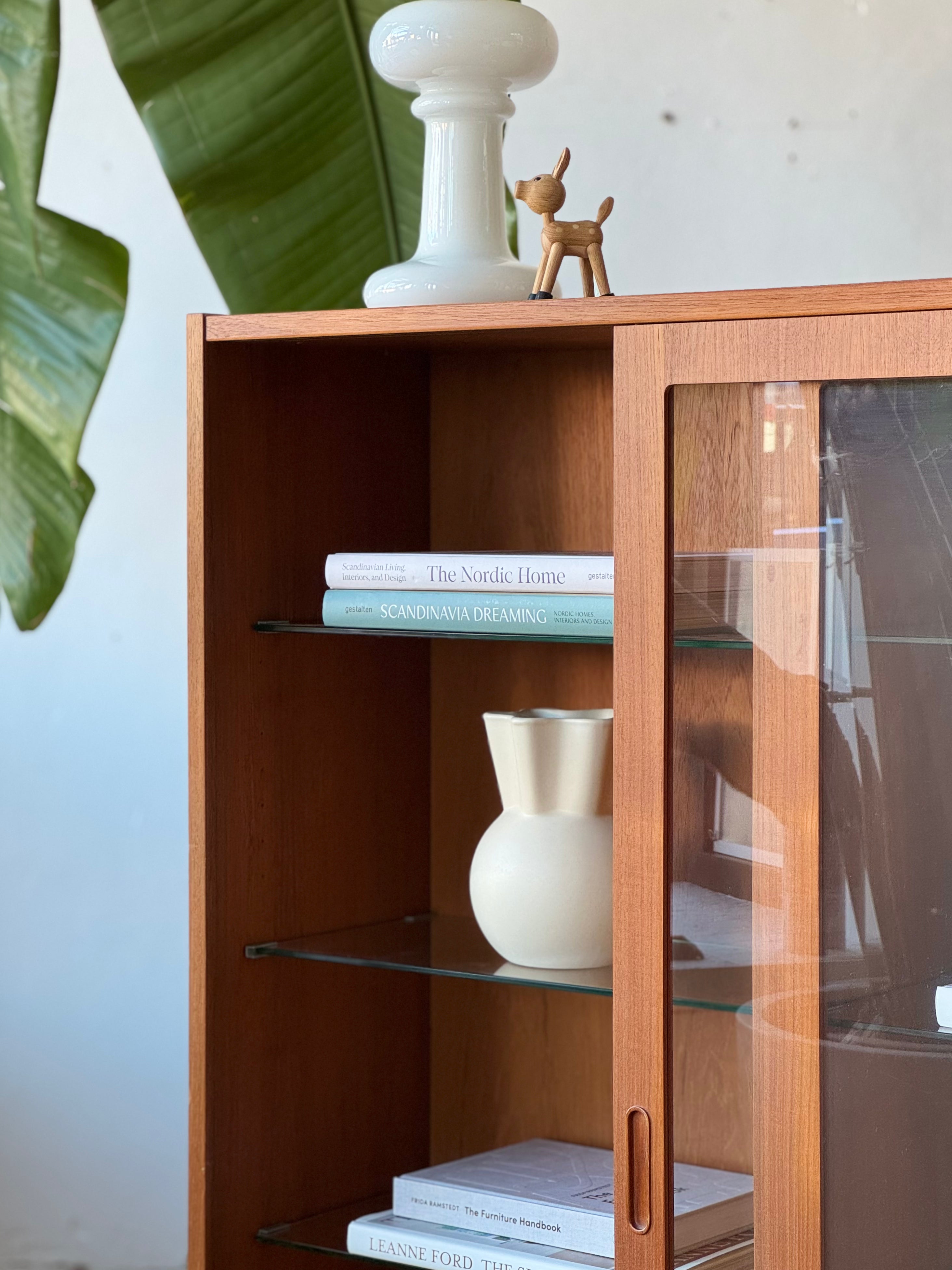 Danish Modern Cabinet in Teak & Glass by Carlo Jensen for Poul Hundevad