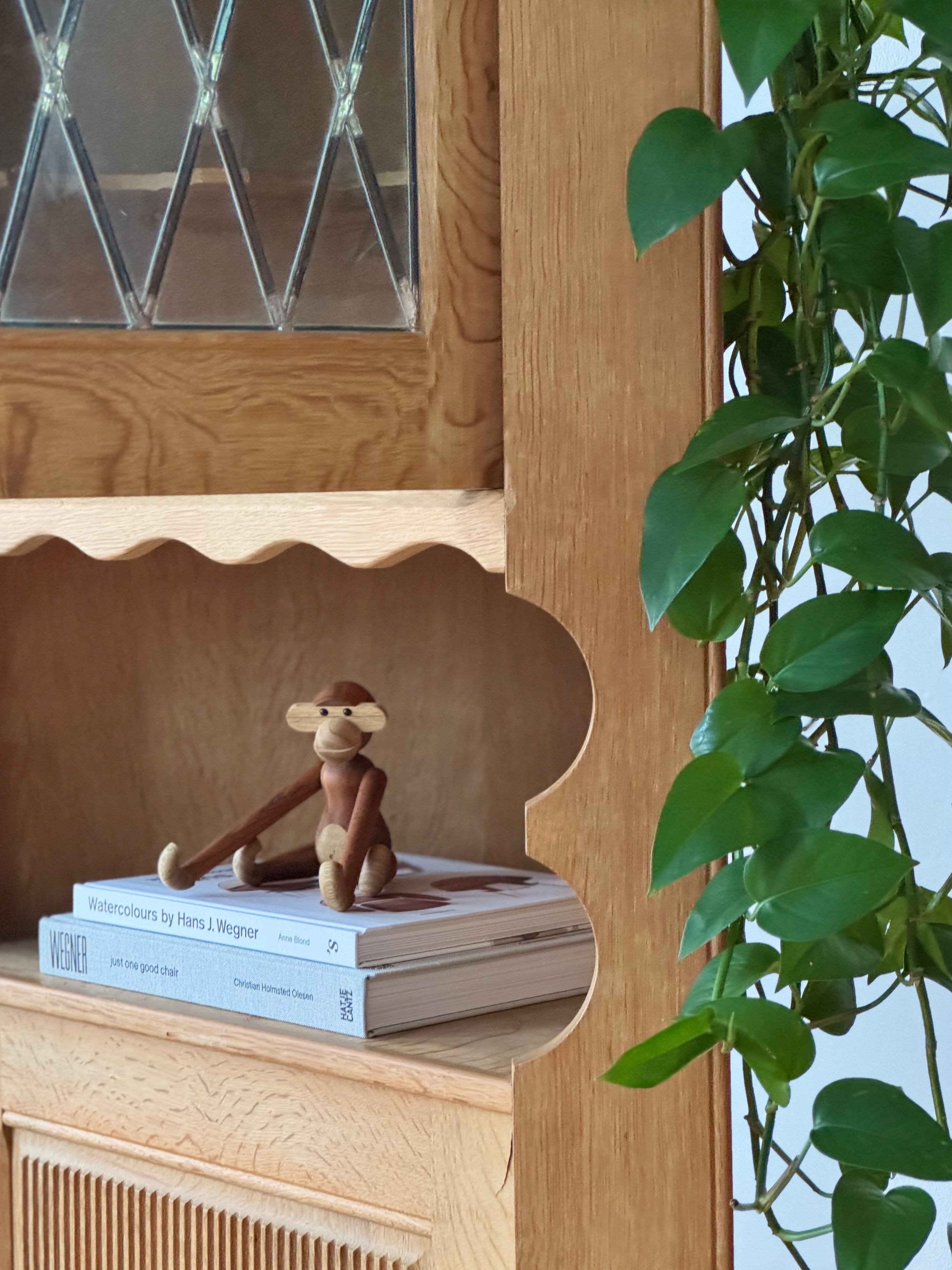 Oak Corner Cabinet #2714