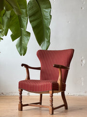 Danish Oak Lounge Chair #563