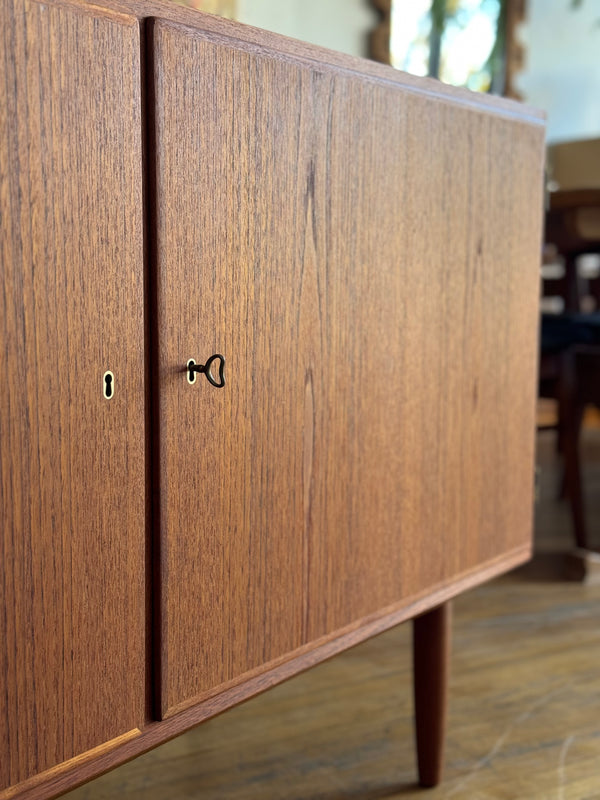 Locking Door Sideboard in Teak by Carlo Jensen for Hundevad #210