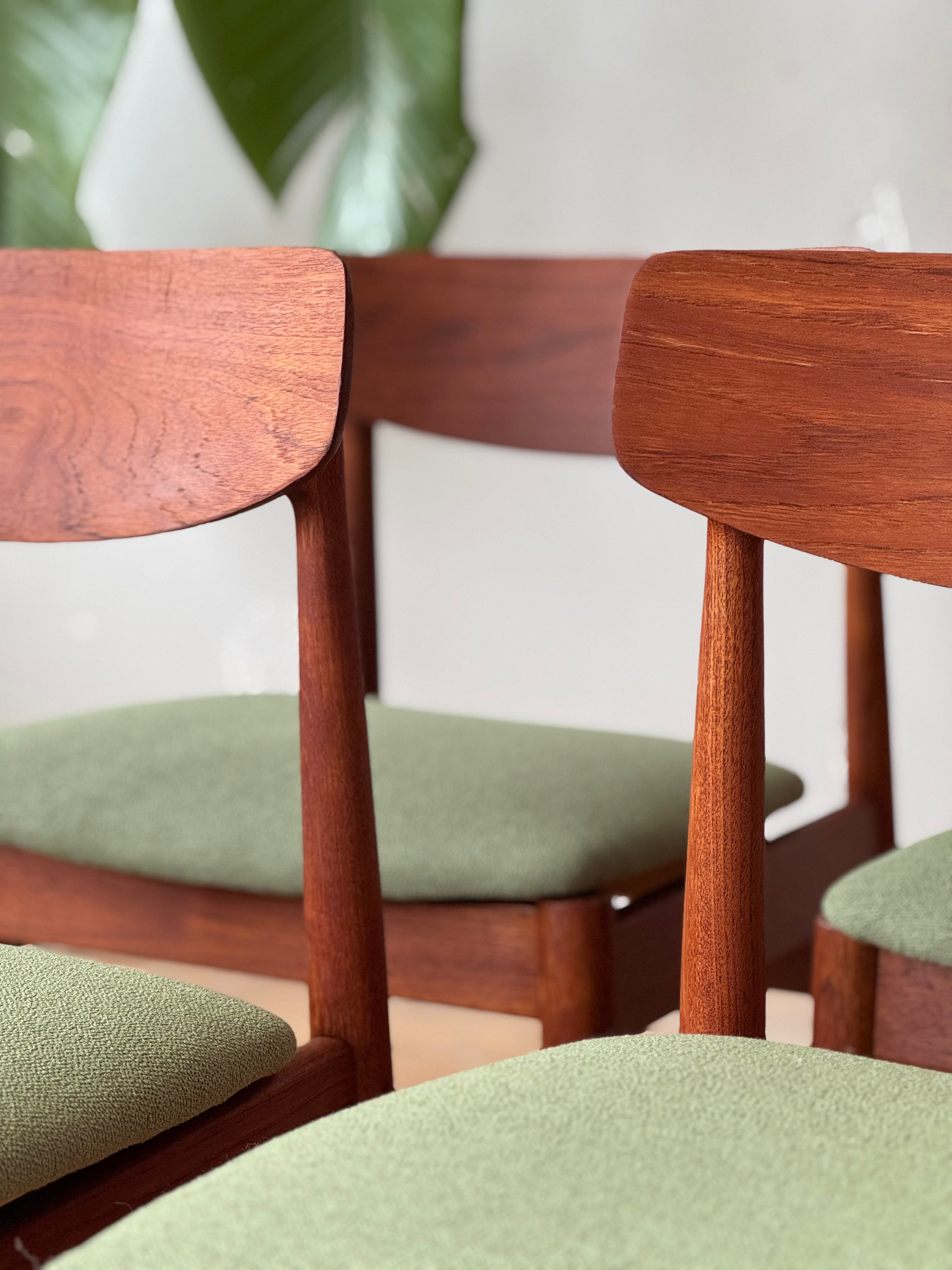 Set of 4 Danish Dining Chairs in Teak