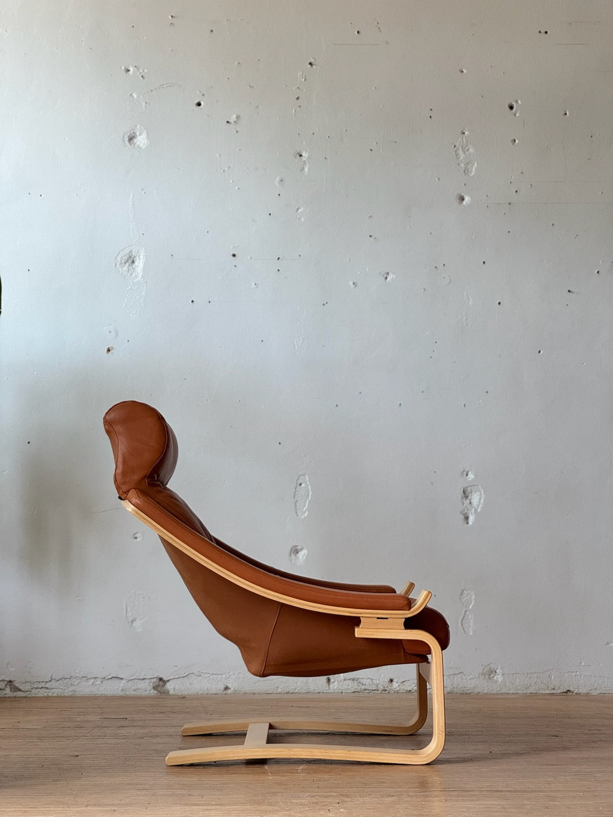 Kroken Armchair & Ottoman in Leather & Beech by Ake Fribytter #3451