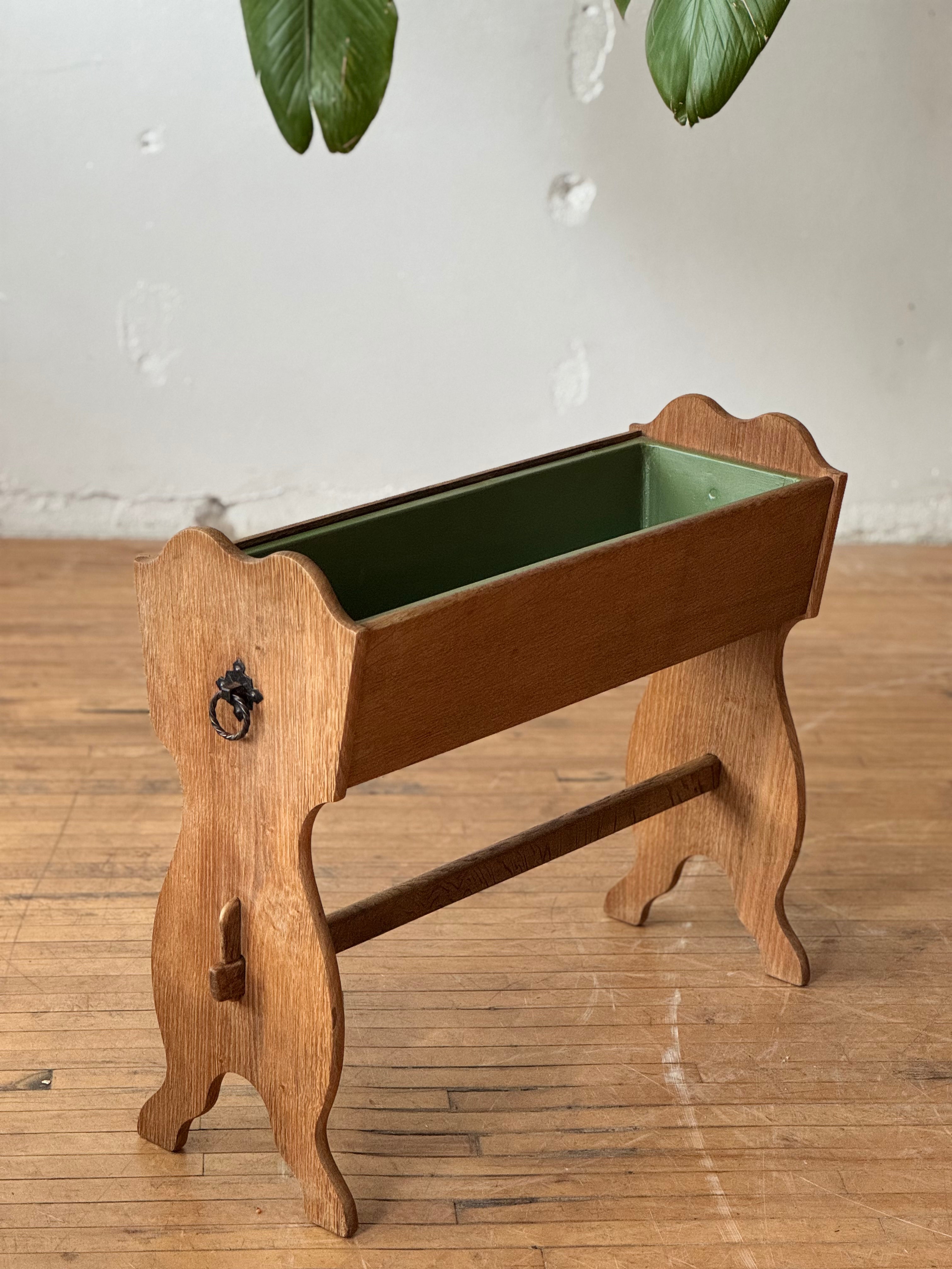 Planter Box in Oak by Henning Kjaernulf #3758
