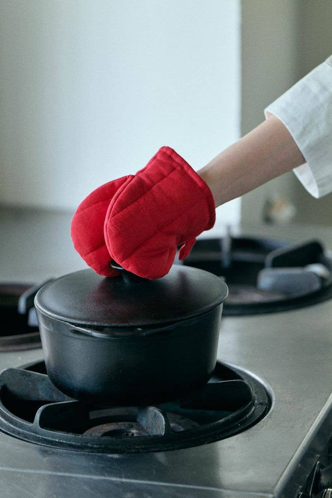 Red Linen Oven Mitten