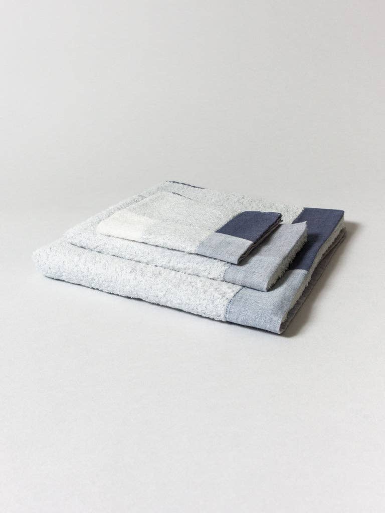 Palette Bath Towel - Blue-Grey