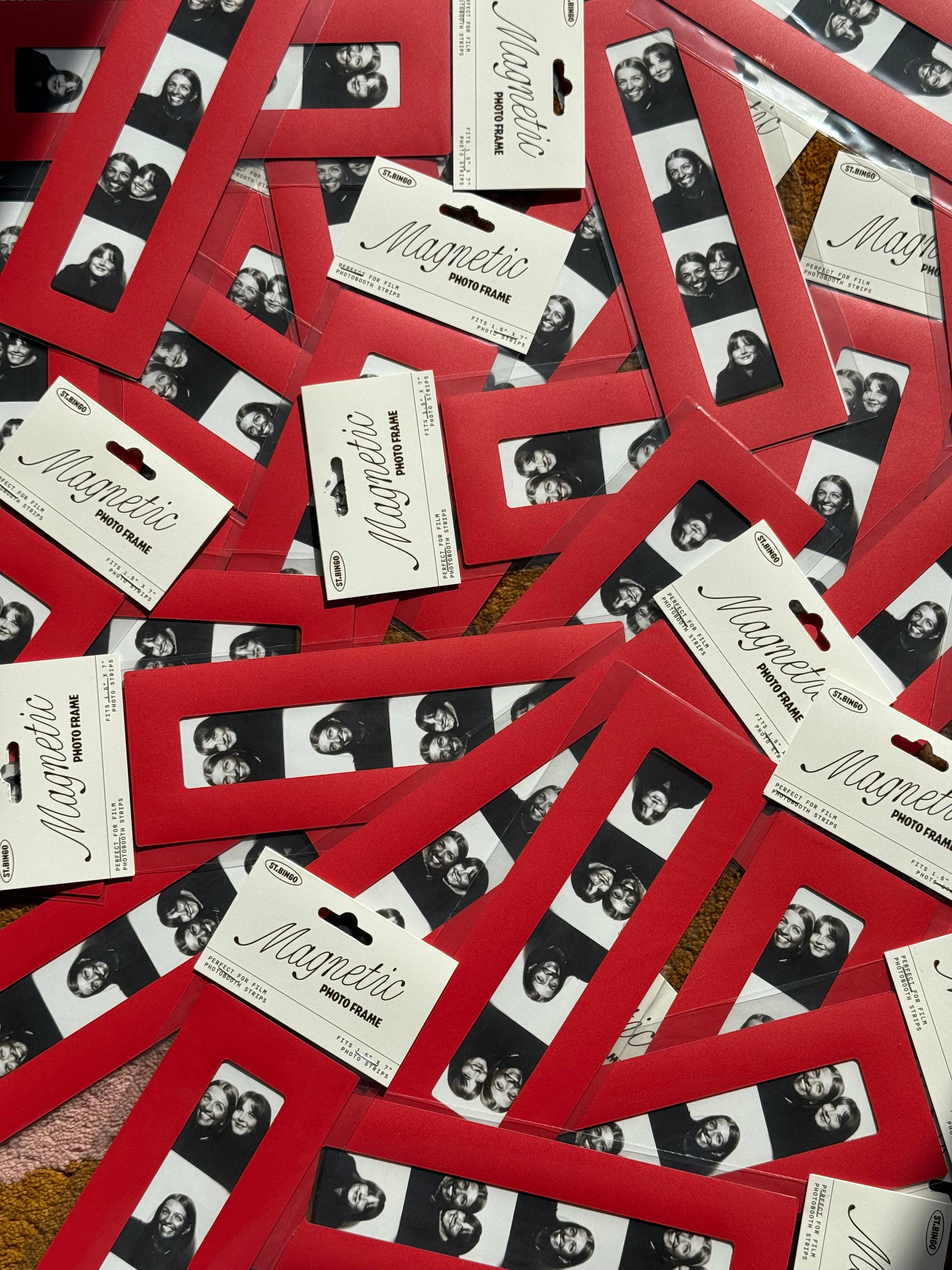 Photobooth Magnetic Frame: Red