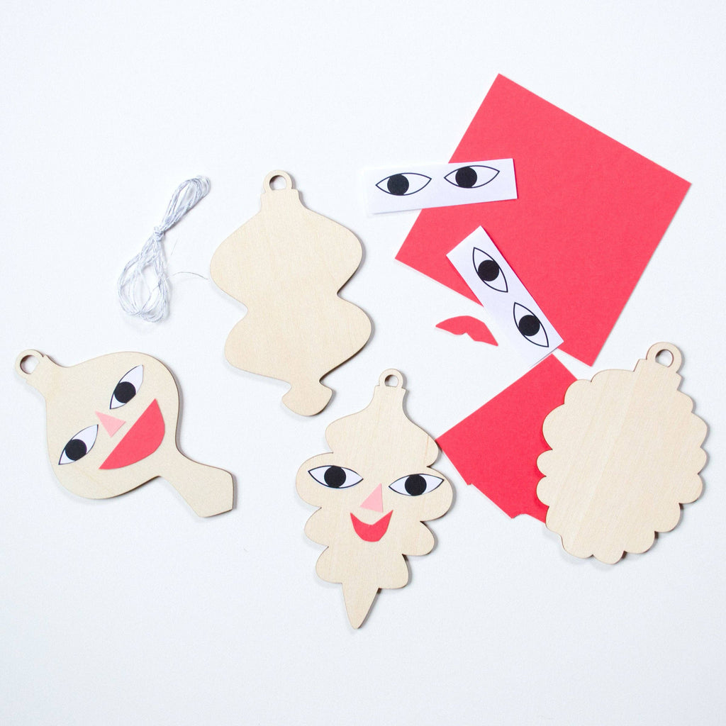 Collage Collage Collaboration Wooden Ornaments Kit